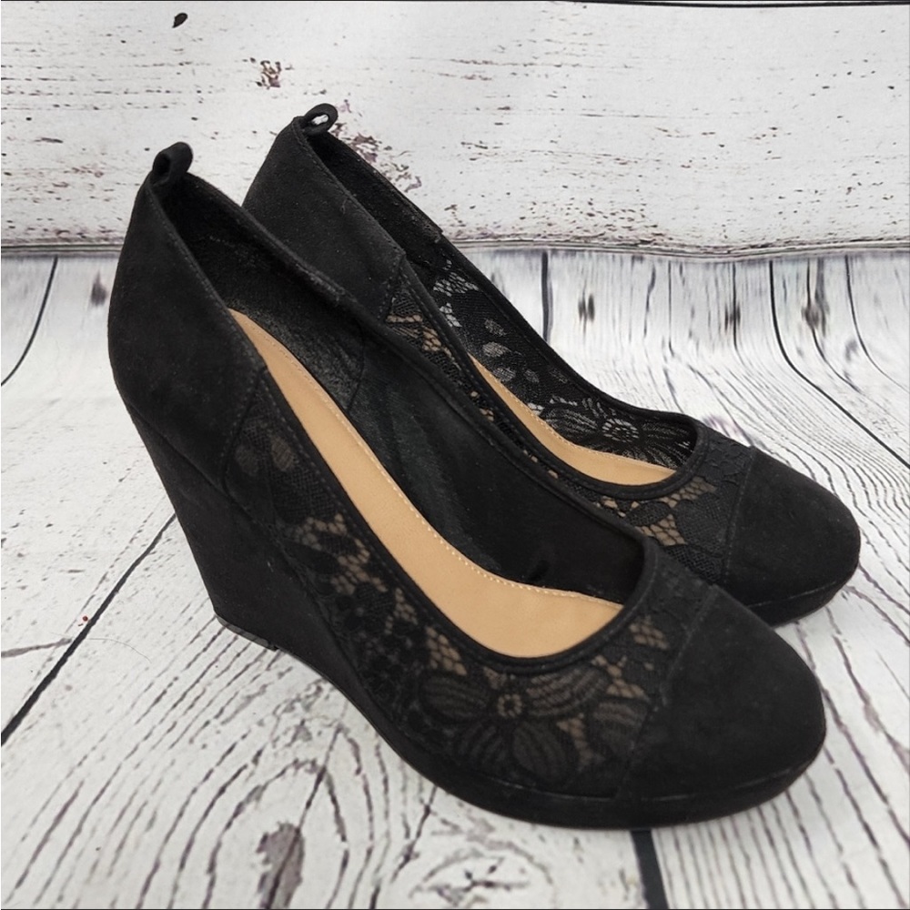 Torrid black lace wedges 10W